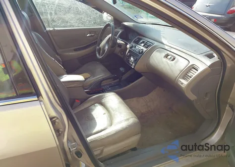 2000 Honda Accord 3.0 Ex из США, поврежденный, VIN 1HGCG1652YA034028